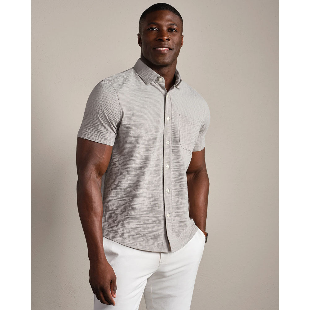Men's Commuter Seersucker Short Sleeve Button Down