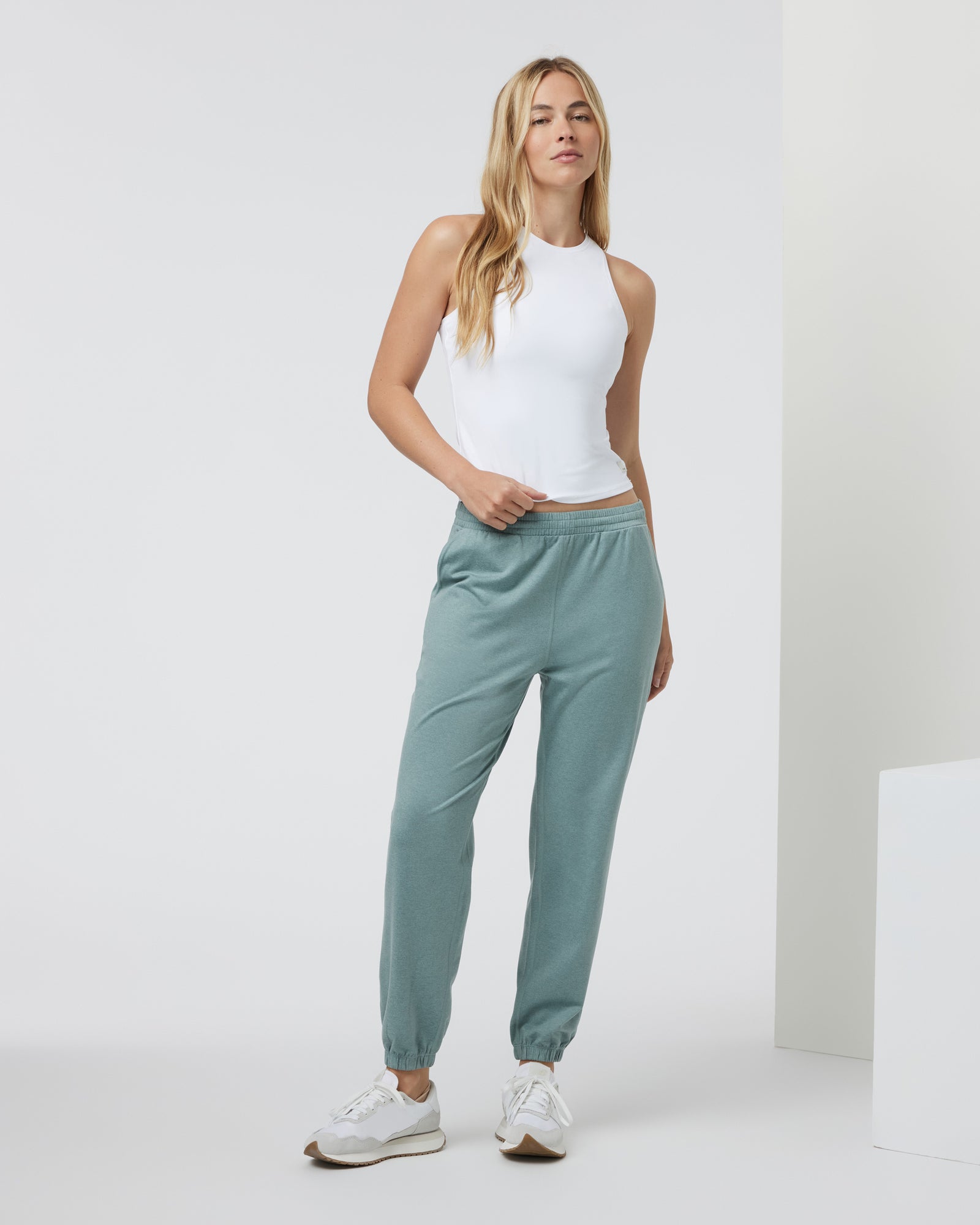 Vuori W Boyfriend Jogger HVP Vintage Pistachio Heather