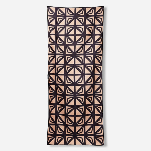 Nomadix Single Sided Print Hana Black Sands