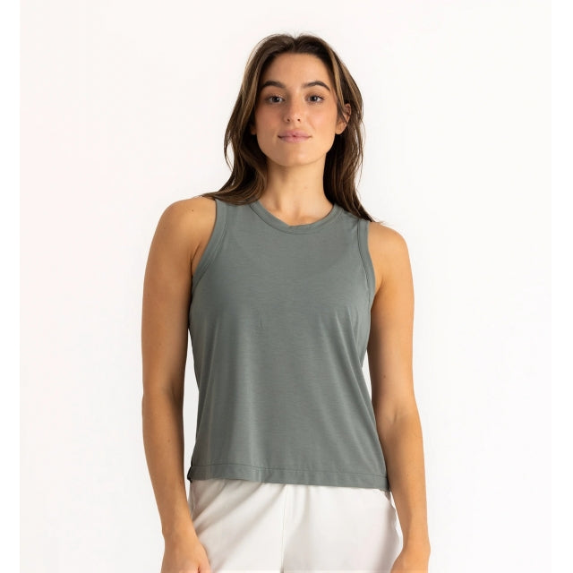 Free Fly Apparel Women&#39;s Elevate Lightweight Tank 525 Agave Green