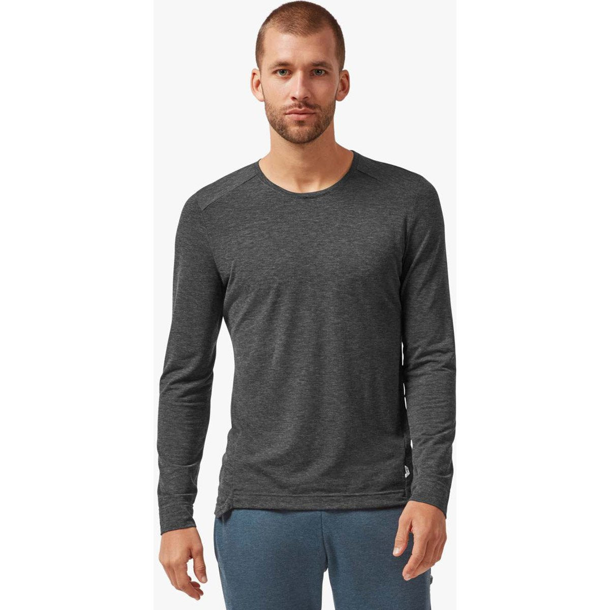 On Running Men&#39;s Comfort Long Tee